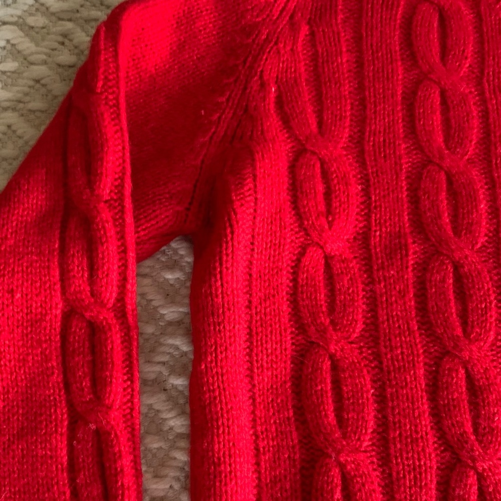 Vintage cable knit Scottish Shetland Wool Sweater
